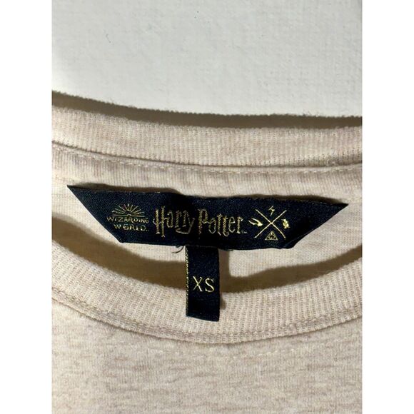 Harry Potter New York Store T-Shirt XS Beige Hogwarts Graphic Wizarding World - Picture 4 of 6